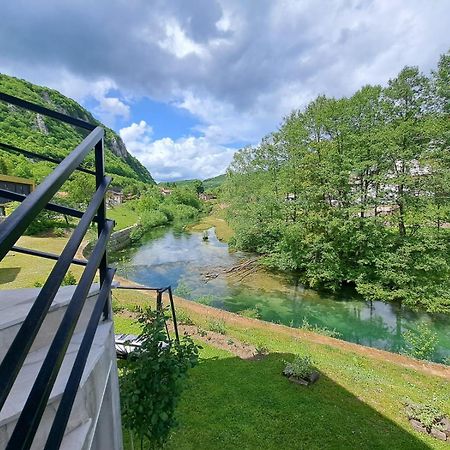 Sobe Zizi Bed & Breakfast Яйце Екстериор снимка