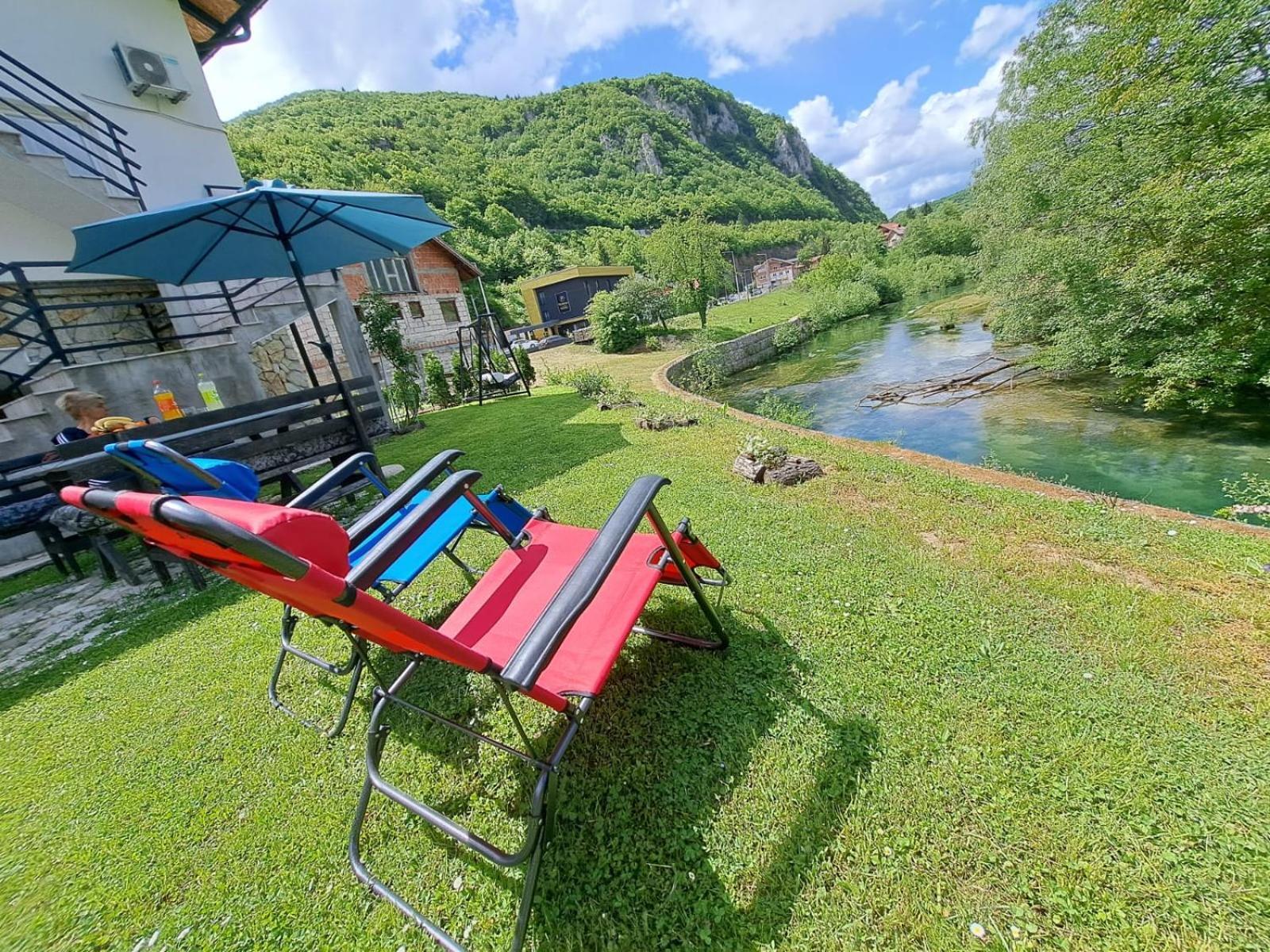 Sobe Zizi Bed & Breakfast Яйце Екстериор снимка